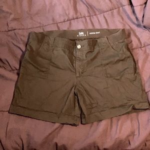 Lee Mid-Rise Utility shorts